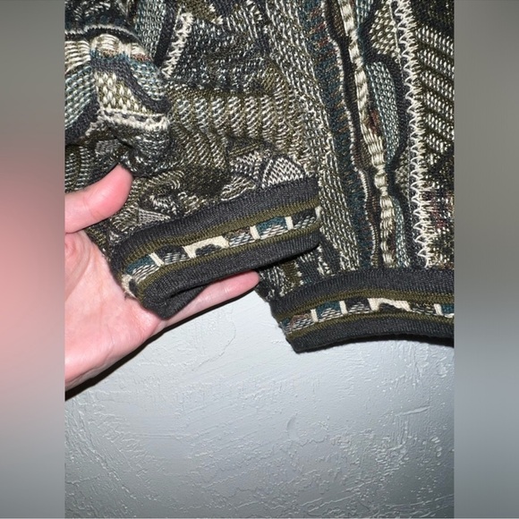 Vintage Tundra Patterned Sweater
Coogi look alike - Picture 4 of 8